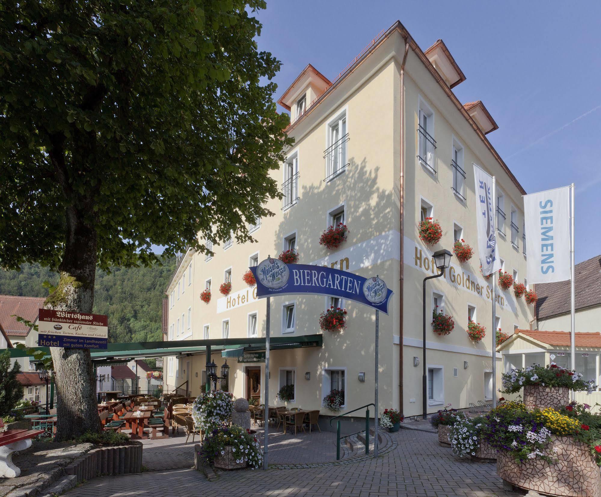 Akzent Hotel Goldner Stern Muggendorf  Exterior foto